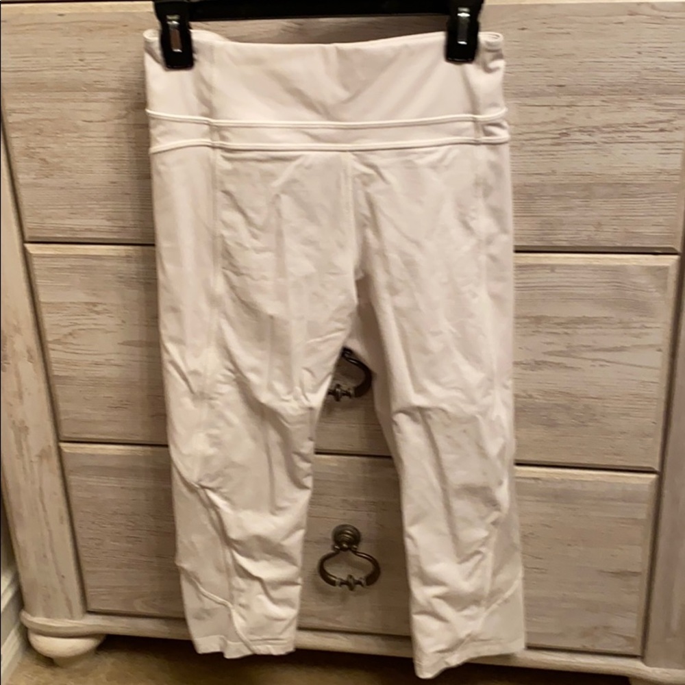 Lululemon crop leggings